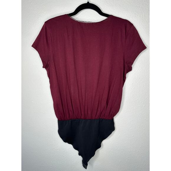 Sezane Burgundy & Black Thibault Bodysuit Crossover Neckline Short Sleeve - Picture 5 of 13